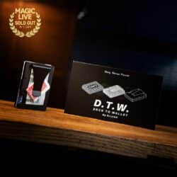 DECK TO WALLET van ELIJAH, visuele kaarttruc met deck en portemonnee voor goochelaars
